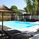 Apart-hotel Aquamarina Pavoncella Rossa &