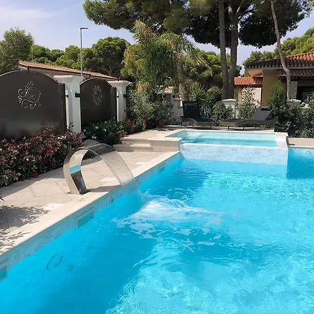 Aquamarina Pavoncella Rossa Porto Pino