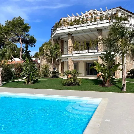 Aquamarina Pavoncella Rossa & 4*