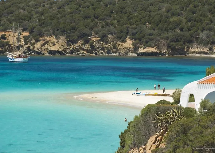 Aquamarina Pavoncella Rossa & Apart Otel Porto Pino