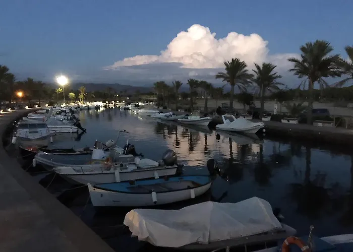 Aquamarina Pavoncella Rossa & Apart Otel