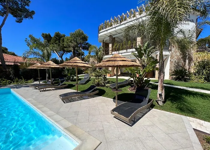Aquamarina Pavoncella Rossa & Apart Otel Porto Pino